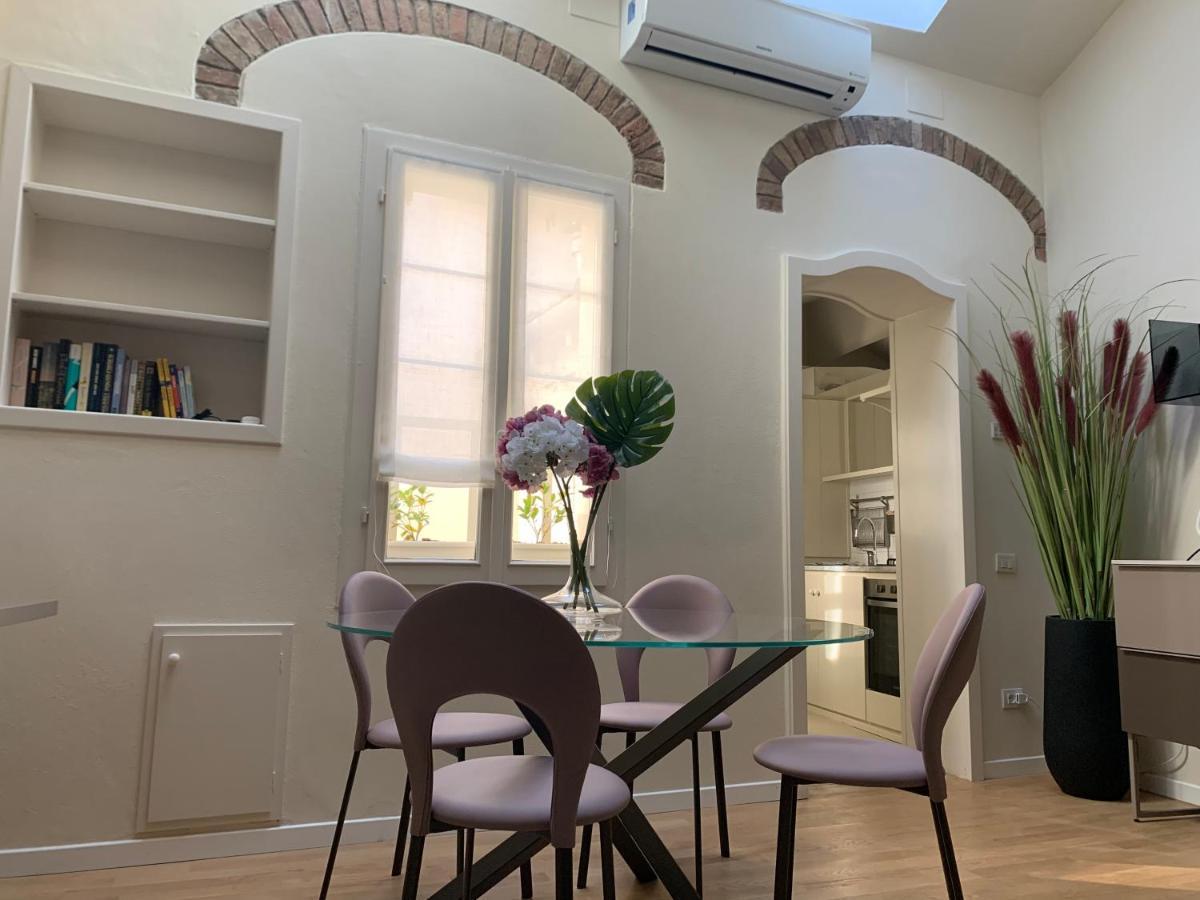 Maison Del Ducato Cavour 37 Parma Bagian luar foto